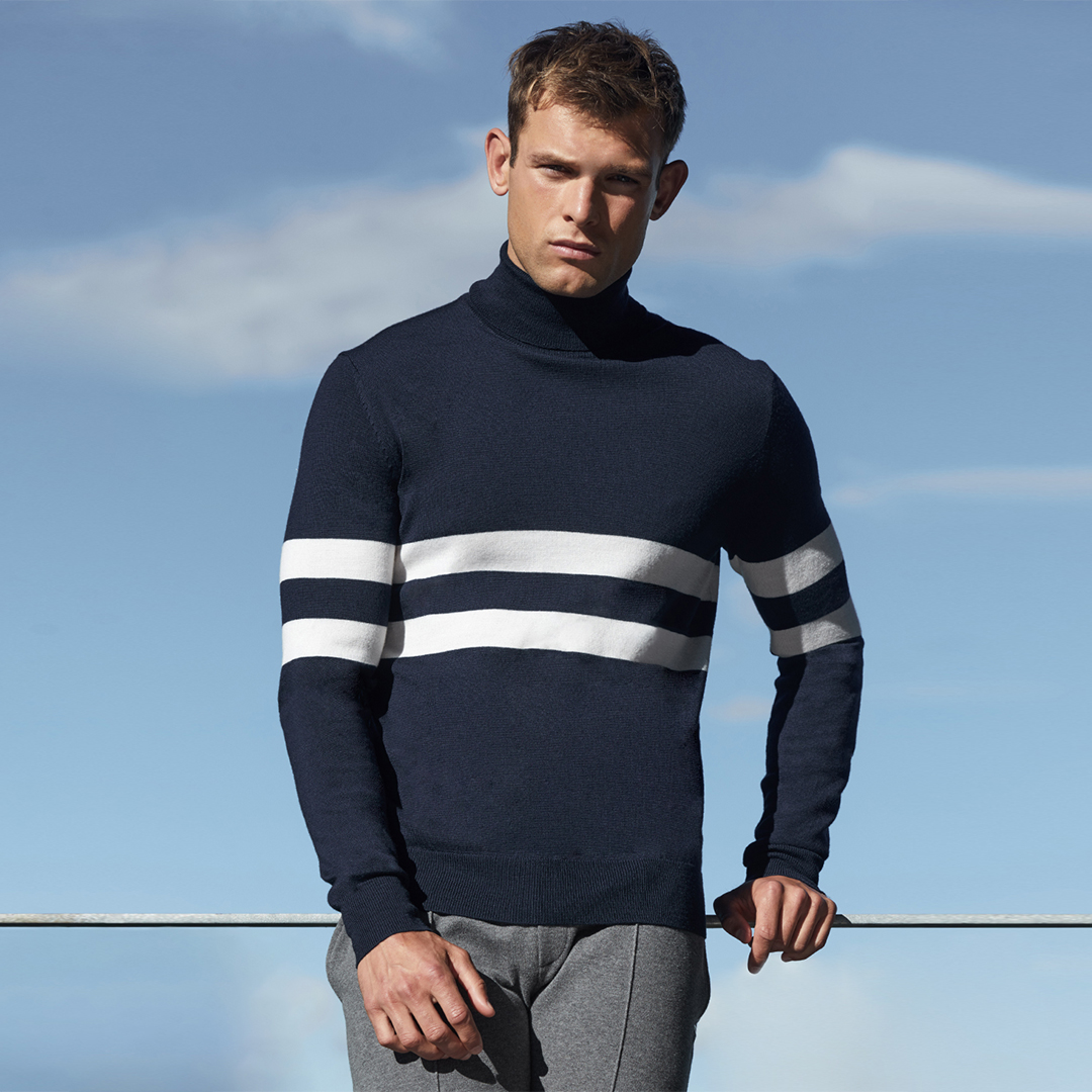 NEW - Ron Dorff roll neck pullover upgraded in 100% of the finest, ultra-soft merino wool.

#RonDorff #Menswear #Knitwear #IvyLeague #Vintage #ElliottReeder

@elliottreeder
@smiggi