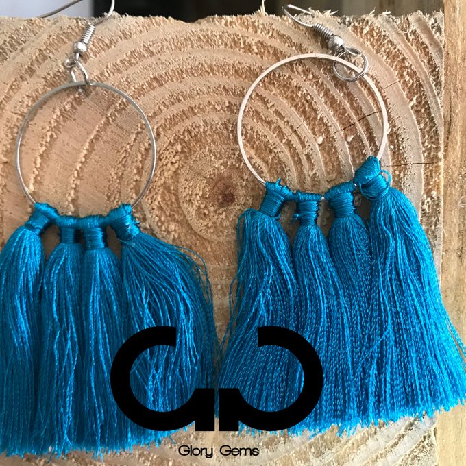 Support my sister's hustle <a href="/glorygems1/">glory_gems_uganda</a> your jewelry plug 
Starting prices 10k 
She delivers