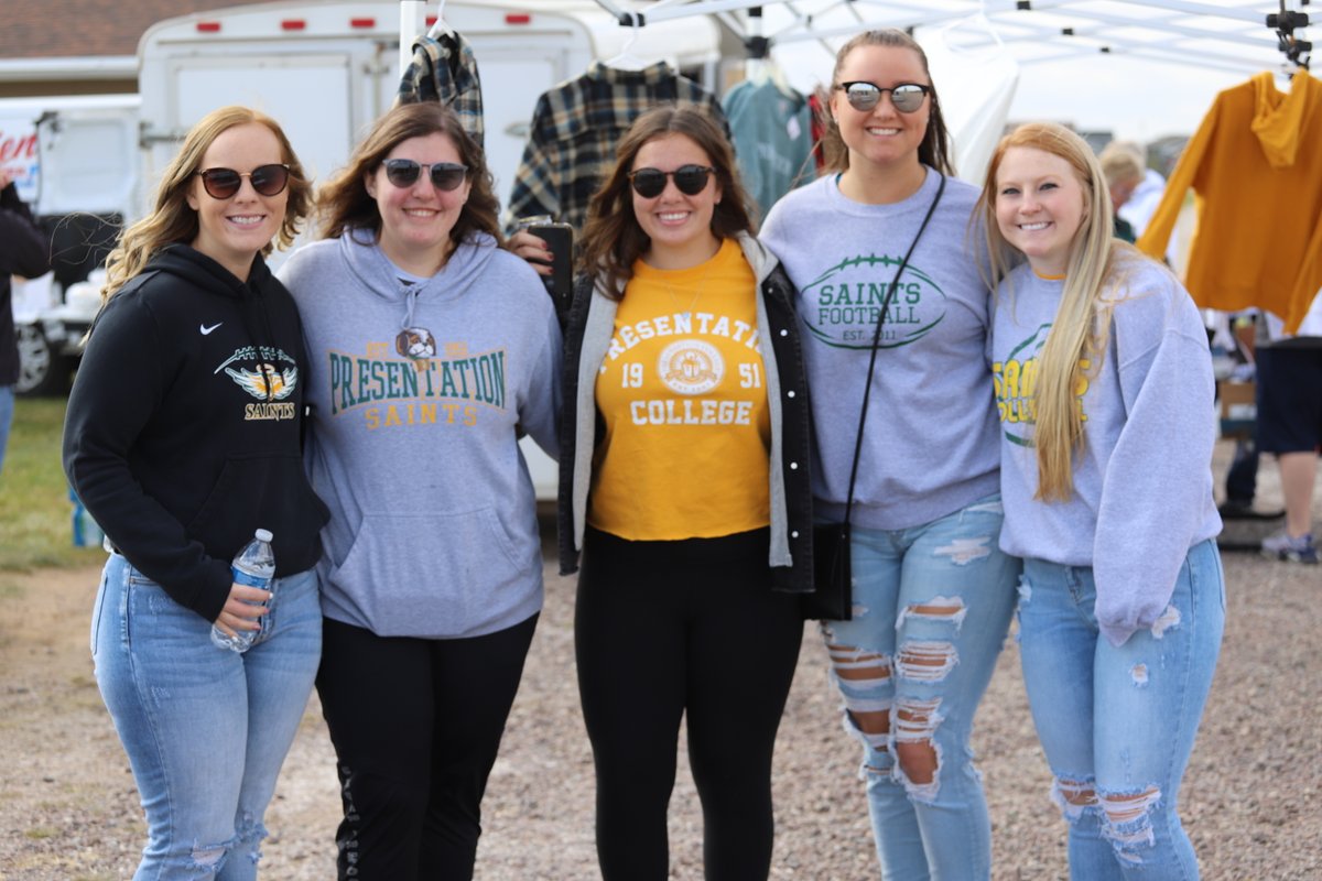 PresentationPC's tweet photo. Halo days was an exciting week full of fun activities & traditions that ended with an excellent turnout at the One Legged Pheasant! #pcsaints #gosaints #pcproud #spiritweek https://t.co/xdGECVtMuZ