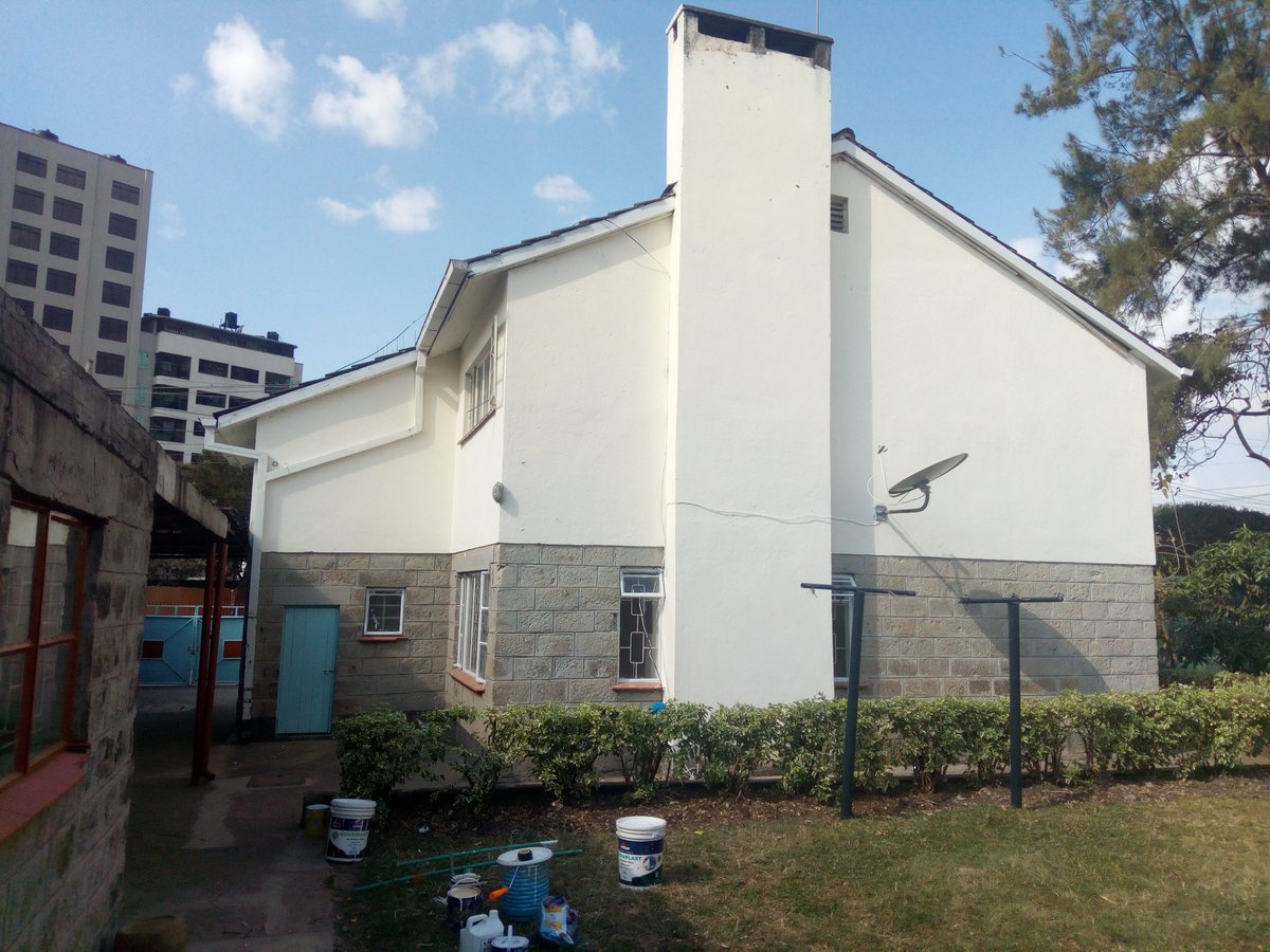 WorksIndex's tweet image. A well painted house is easy to sell ,We now how to do it best ,call 0711542022 @ncakenya @purplehaze_ke @ntvkenya @citizentvkenya @HousingUrbanKE