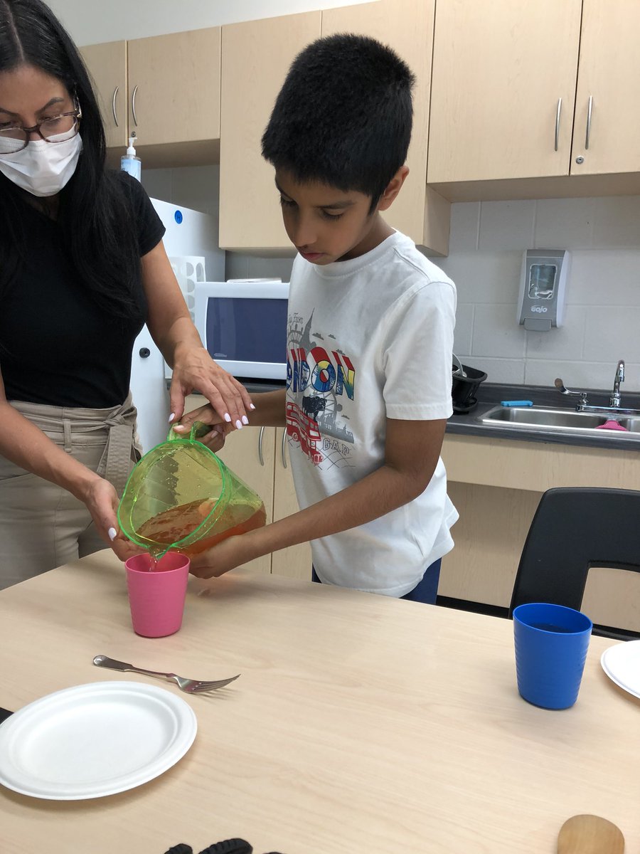 Andrea Tran (@misstransclass) on Twitter photo Learning how to take orders and following step by step cooking instructions! <a href="/AudreyRaybould/">Audrey Miller Raybould</a> <a href="/MaryHaslett/">Mary Haslett</a> Learning how to take orders and following step by step cooking instructions! <a href="/AudreyRaybould/">Audrey Miller Raybould</a> <a href="/MaryHaslett/">Mary Haslett</a>