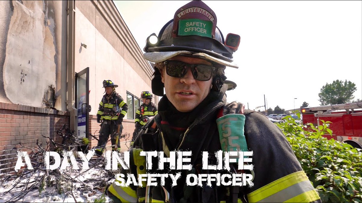 Firefighters work to keep the community safe, but who watches out for their safety? SMFR has dedicated Safety Officers who help train and keep our personnel safe. To learn more, ride along with Lieutenant Sinnett on this episode of A Day in the Life youtu.be/4PwgyATuiF0