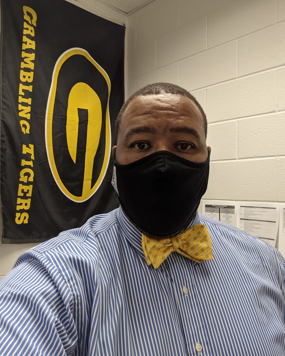 HeyDrHunter's tweet photo. Bullying Prevention Month! 

#BlueUp #5800Family #HHSSTAND https://t.co/mFmSiGXFWd