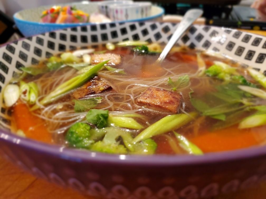 TOfoodfilmfest's tweet image. Youth Workshop Alert!👋
Presenting Rooks to Cooks at TFFF2020: 4 virtual workshops well suited for passionate families and youth (Age 7+). 
Learn to make dinner for your whole family! Don’t miss out, only 8 spots per class!  
More info and tickets here: buff.ly/3hLtq0z