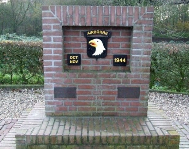 With the crossroads secured, Fox Co took over that position. Over the next 3 days the Germans launched more attacks on the position & 7 men from Fox Co were killed in action.A memorial stands on the site where the battle took place, & further towards the village of Heteren19/