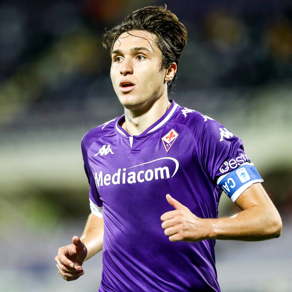 brfootball's tweet image. Gigi Buffon played with Enrico Chiesa at Parma in 1999.

21 years later, he's now teammates with his son Federico at Juventus. 🙌