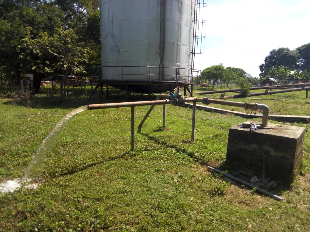 #05Octubre*
#GasolinaParaElPueblo
En marco del Plan #REM, el Gobierno Bolivariano a través del <a href="/mppaaguas_/">MinAguas</a>, <a href="/OficialBarinas/">OficialGoBarinas</a>, GMVBNBT, @CORPOELECBARIN2 e <a href="/HidroandesO/">Hidroandes Official</a> rehabilitan Pozo N° 05 en Los Arenales, parroquia Juan A. Rodríguez #Barinas, restableciendo SAP a 450 familias