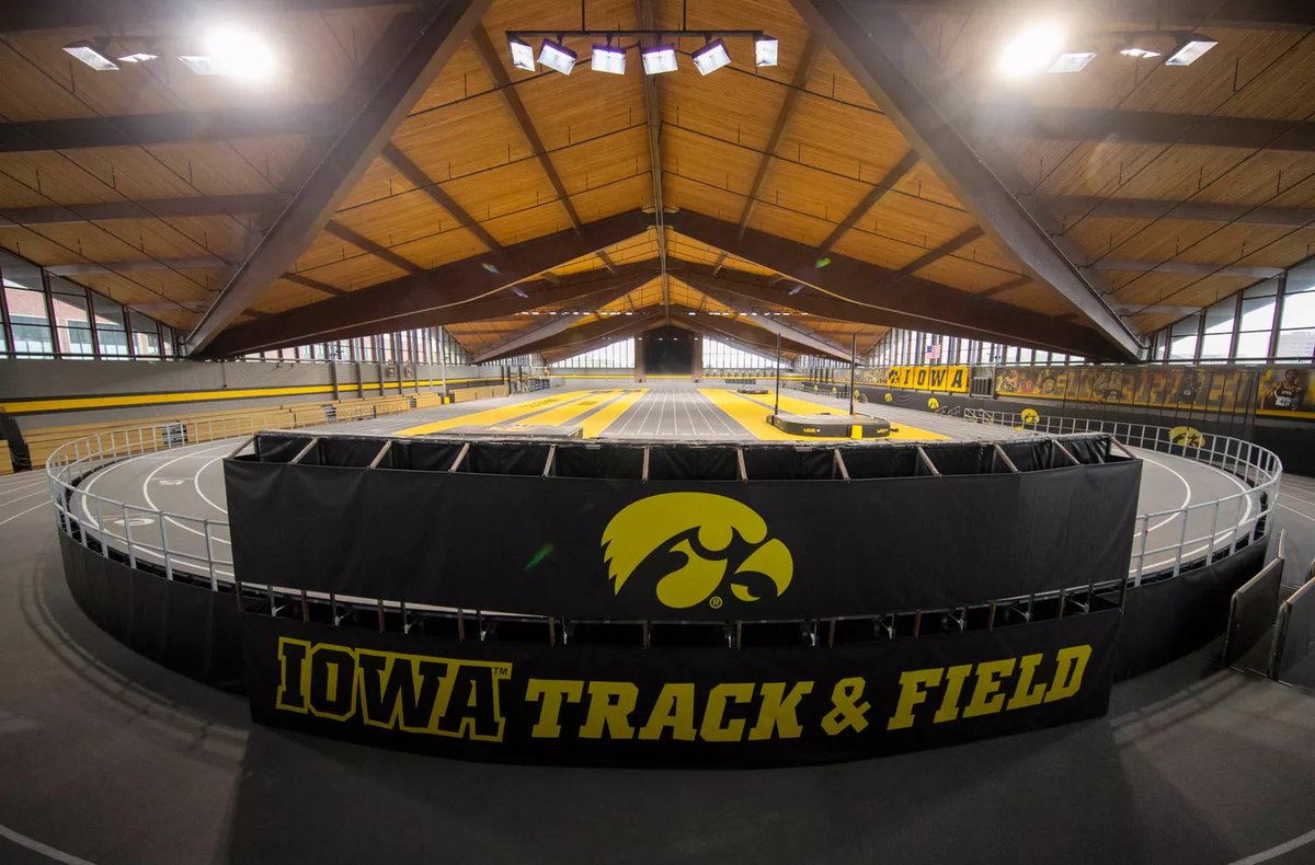 G_schurr's tweet photo. After an amazing conversation with @Woody400h I am extremely blessed and honored to say that I have received a scholarship offer to continue my Academic and Athletic career at the University of Iowa! #GoHawks @IowaXC_TF https://t.co/sKd1ro3Xyz
