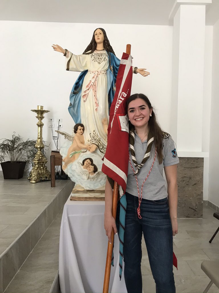 LoloKyoga's tweet photo. ¡No menos importante! Quiero darle la bienvenida formal a la Coordinadora XI de la Cadena Kyoga ❤️
Gracias por tu dedicación y amor a esta familia, todas sabemos que le echarás todas las ganas 🥰
#OrgulloKyoga 🐊❤️ https://t.co/83lVrtLmx7