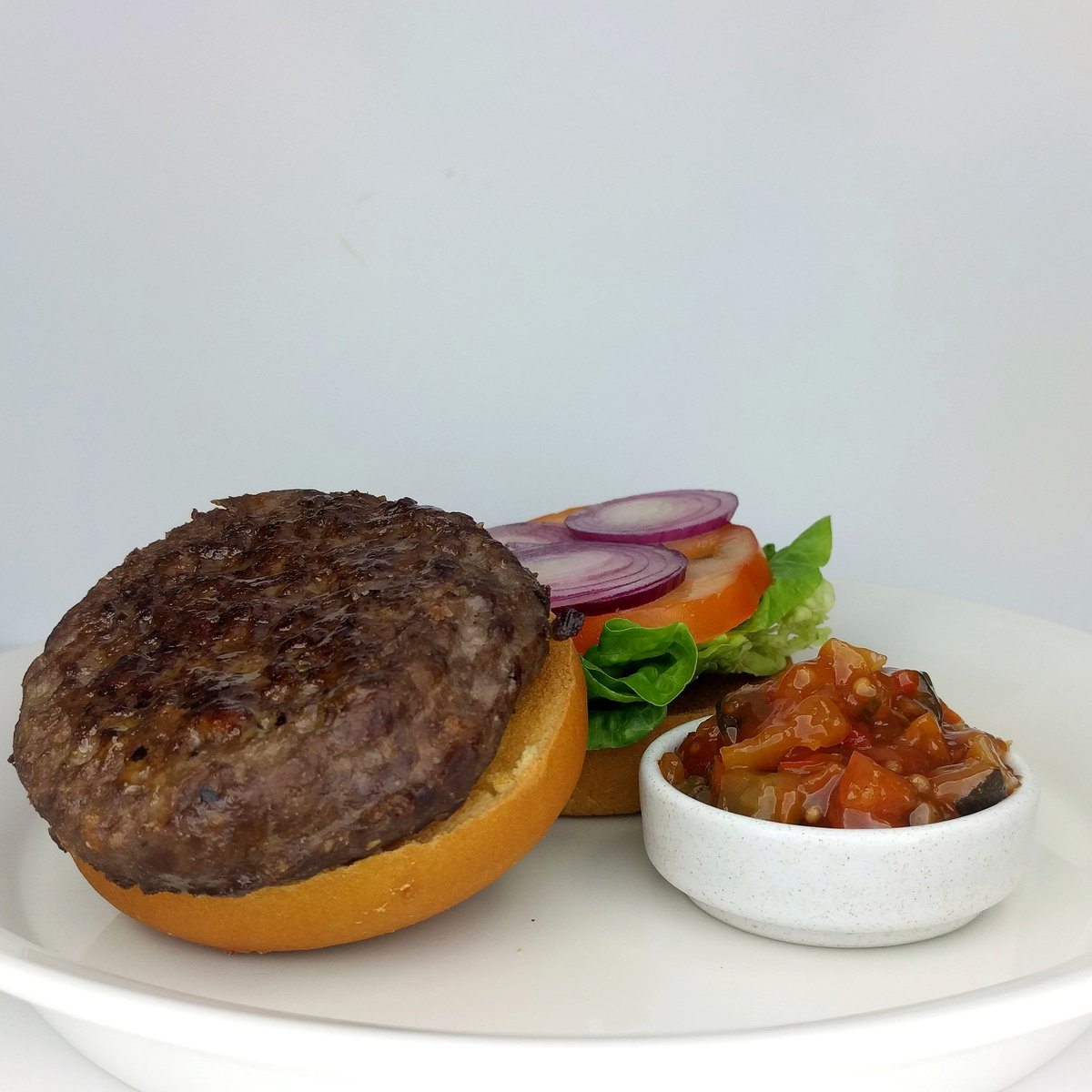 BraeheadFoods's tweet photo. We're making October, #Burger Month! Choose vegan, veggie, turkey, beef, venison or pheasant, all made by our in-house #ProductionKitchen chefs.
Ft. our Venison & Pancetta Burger (PRO02317) and Prime Scottish Chuck & Brisket Burger (PRO02323) - both premium, quality products. https://t.co/c83qy8ogjI