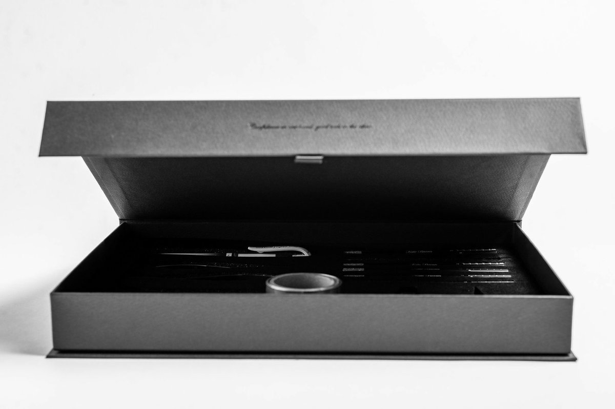 KatieBNails's tweet image. Something big is coming.
#confidenceinonehandgoodtoolsintheother #katiebarnestoolrange