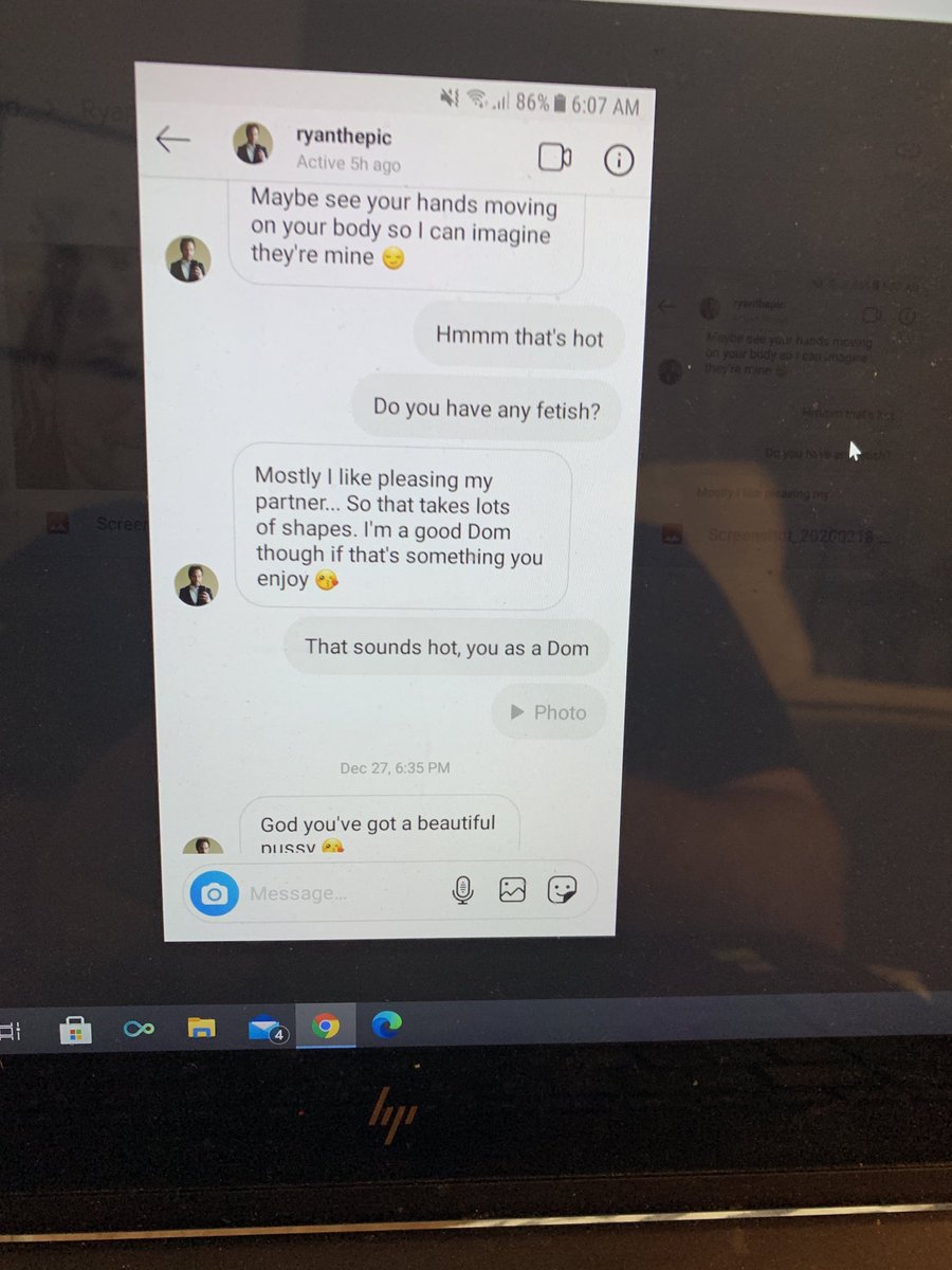 here’s the original image of the messages but why did they put the screenshot from their phone onto their computer and then take a picture of that with their phonethat doesn’t make any sensethis is seeming very photoshopped