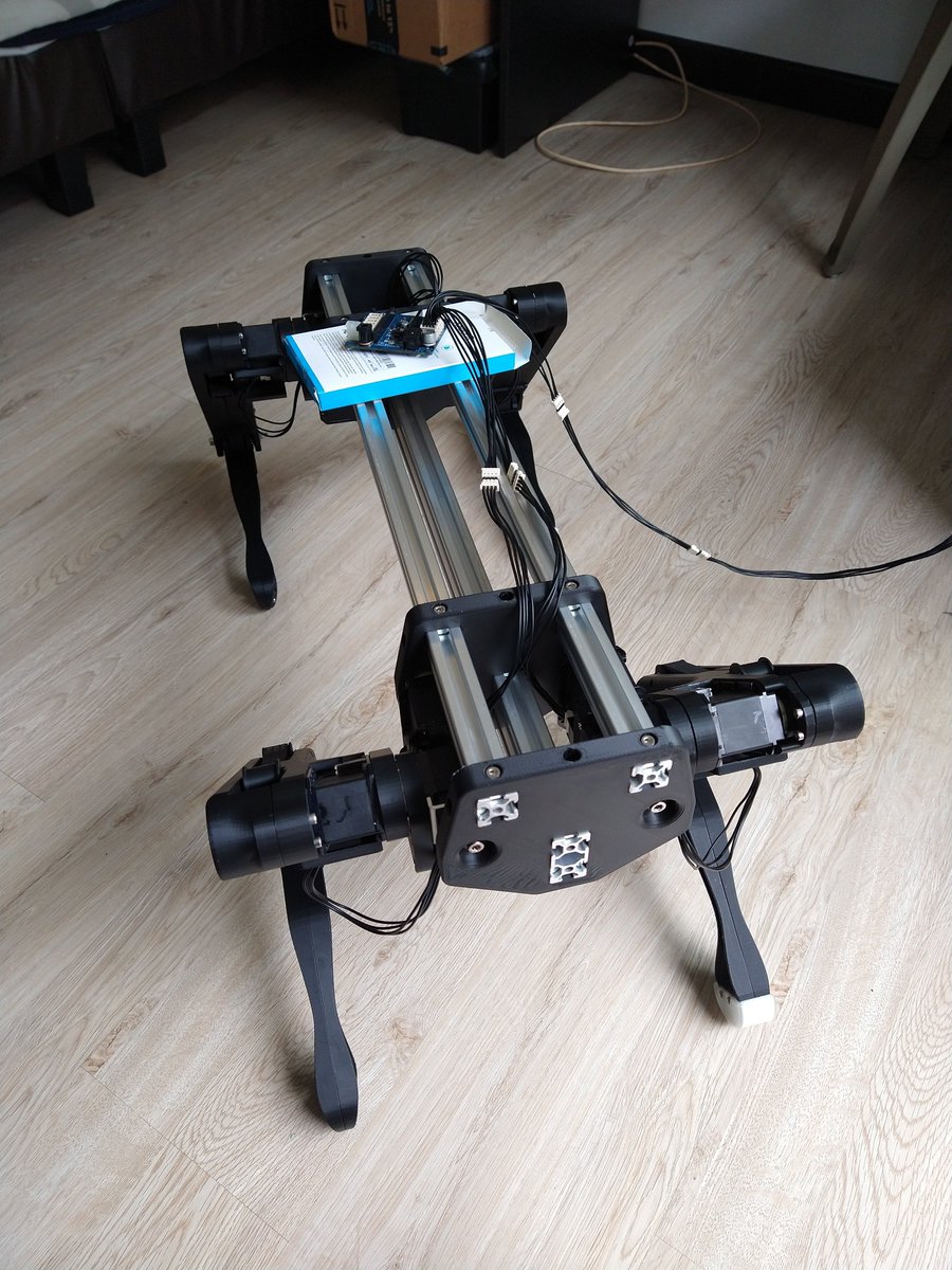 camiloim93's tweet photo. First time standing!, and posing with Bartholomew. #k3lso
#dynamixel #3dprinting #raise3d #robotics #quadruped #spotmicroai
@r_frojd @RoboticaUsta @carohiguerarias https://t.co/sHRn2GIIcj