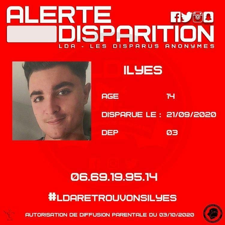 DisparitionDSP's tweet photo. Ilyes 14 ans originaire de Vichy 03200  
il a disparu  le Lundi 21 septembre et a été aperçu pour la dernière fois à Moulins 03000 
il fait 1m90 très fin de corpulence et a les yeux marrons

RT APPRÉCIÉ ⚡ https://t.co/llJbw7eFws
