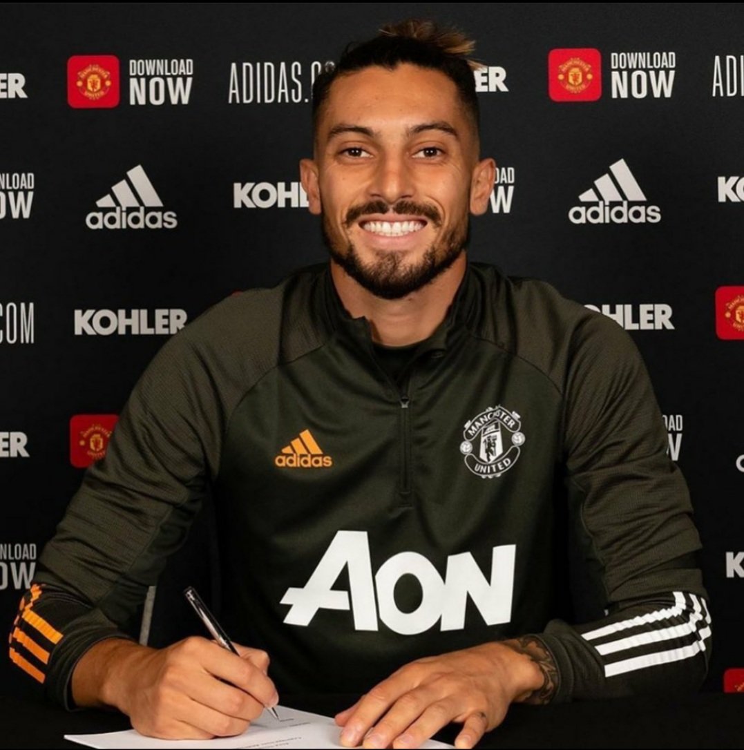 Manny_GoodVibes's tweet image. Alex Telles is a Manchester United Player he has signed a four-year contract with an Ed Special (Optional Year) 

During his time at Porto he scored 26 goals and provided 57assists in 195 Appearances.

Welcome to Manchester United 🛑 Our new 1st Choice Left Back 

#MyLeftBack