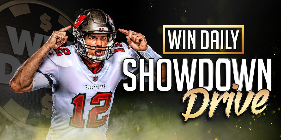 WinDailySports's tweet photo. We have two #showdowns tonight! Check out both our #FREE articles AND the @WinDailySports #ShowdownThrowdown on demand in your @SIRIUSXM app!
#Falcons #Packers: https://t.co/qbdDaisbfl
#Chiefs #Patriots: https://t.co/DYnTipBU3F https://t.co/hFKPmiBUGv