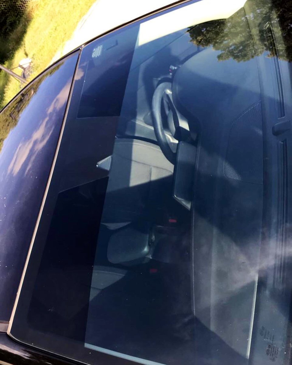darkskinbeezy's tweet photo. Anybody need some tint done in the Dayton area GWM ‼️🔥#937 

Follow my business page on Insta: @baby9tints https://t.co/k48BYeFttf