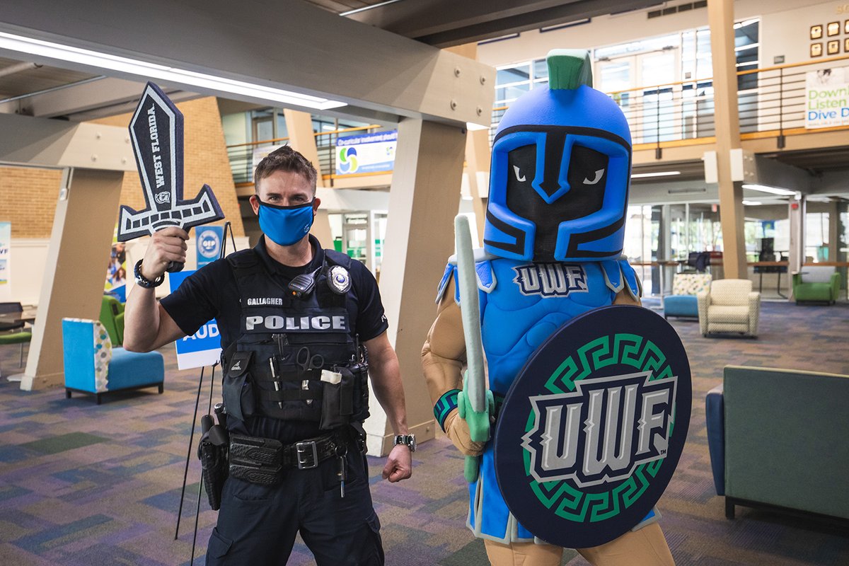 UWF's tweet photo. #UWF Police and Argie are helping keep #ArgoNation safe by wearing face coverings on campus.
Do your part and #ShieldUpArgos. 😷 https://t.co/XuygT5CSaJ