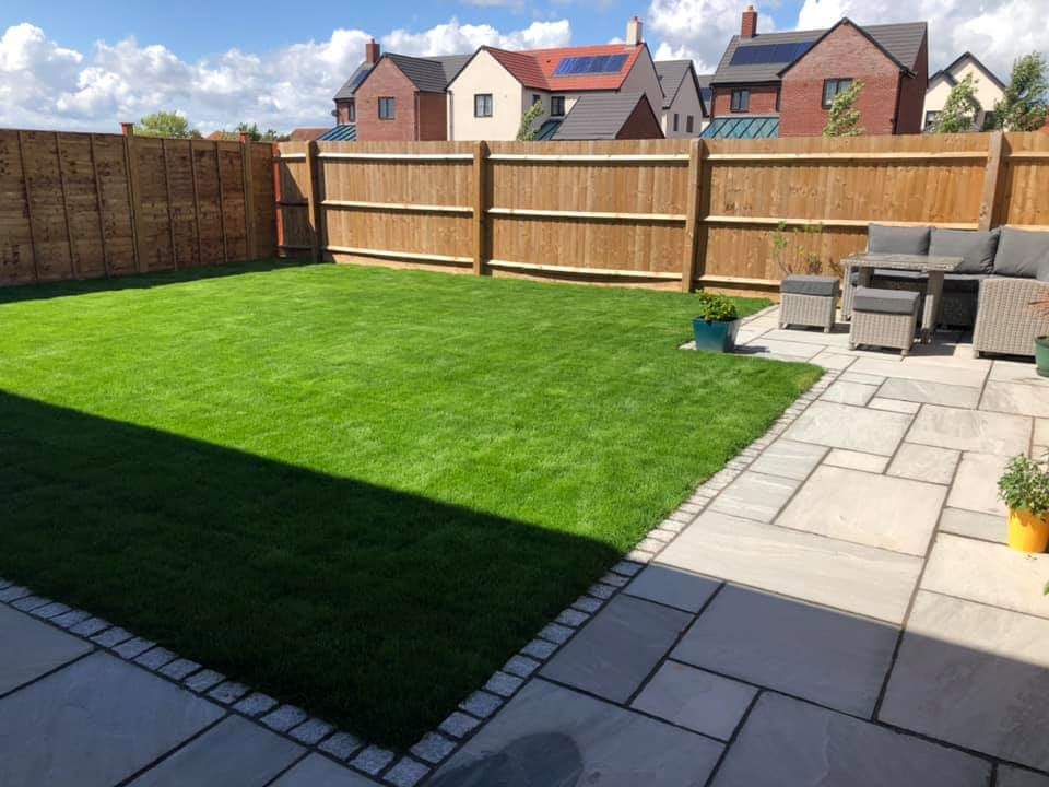 Have you moved into a new build? Have you been left with a mud pit? Spring Forward Landscaping Ltd can help you.  If you are wanting a new garden for summer'21 then click our link in the bio or DM to find out more⤴⤴ 

#WorcestershireHour #Landscaper #MalvernHillsHour