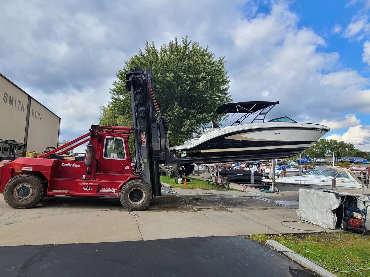 Pizzaking6398's tweet photo. Our 2020 Boating is complete! 98.7 engine hours this year! Hell of a season! https://t.co/jbtSeXfBui