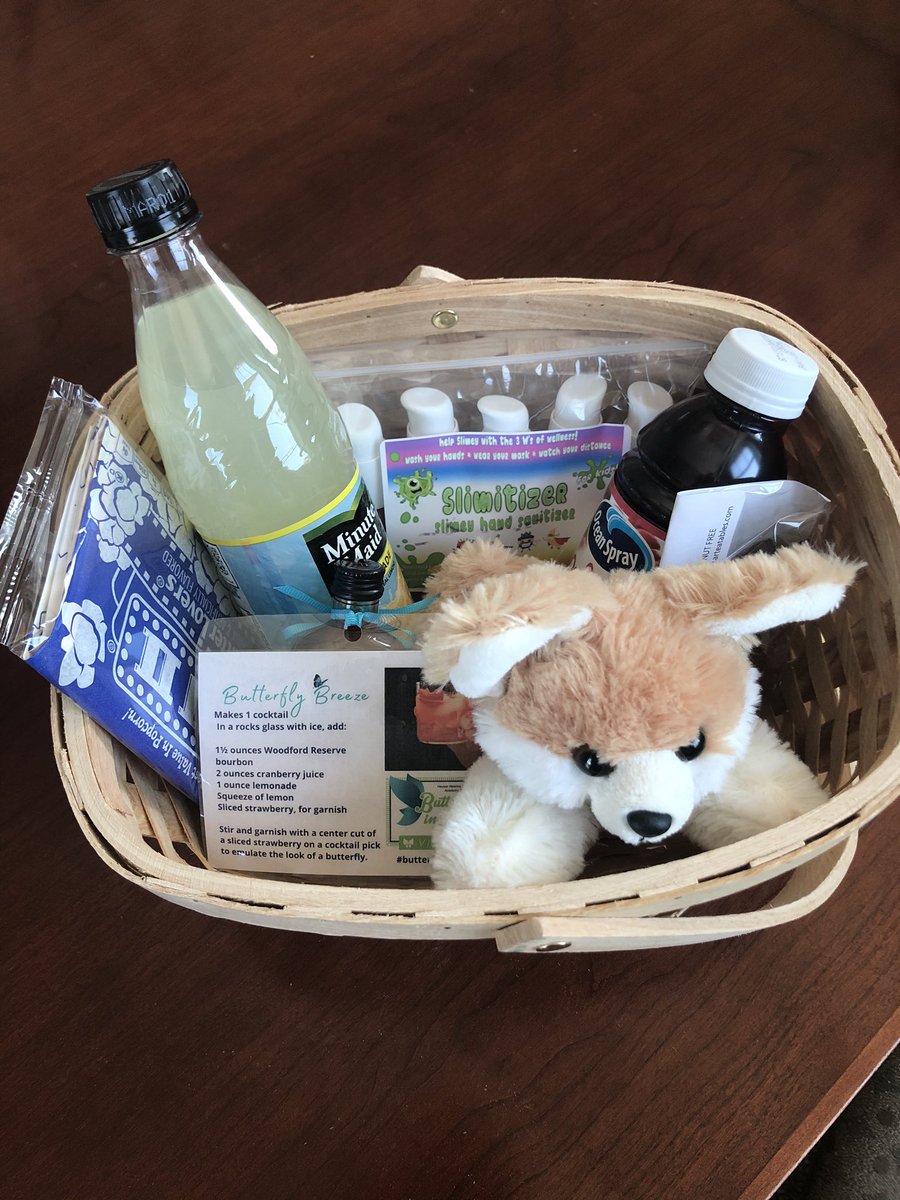 HeuserInstitute's tweet photo. 🦋 Behind the scenes getting ready for our Virtual Butterflies in Motion Gala. We’re filling sponsor gift baskets for delivery! Text Bim20 to 243725 or go to https://t.co/SZdLzdF2V4.
#butterfliesinmotion #heuserhearing
@boardandyou @ArtEatables https://t.co/BGEC2GHNuw