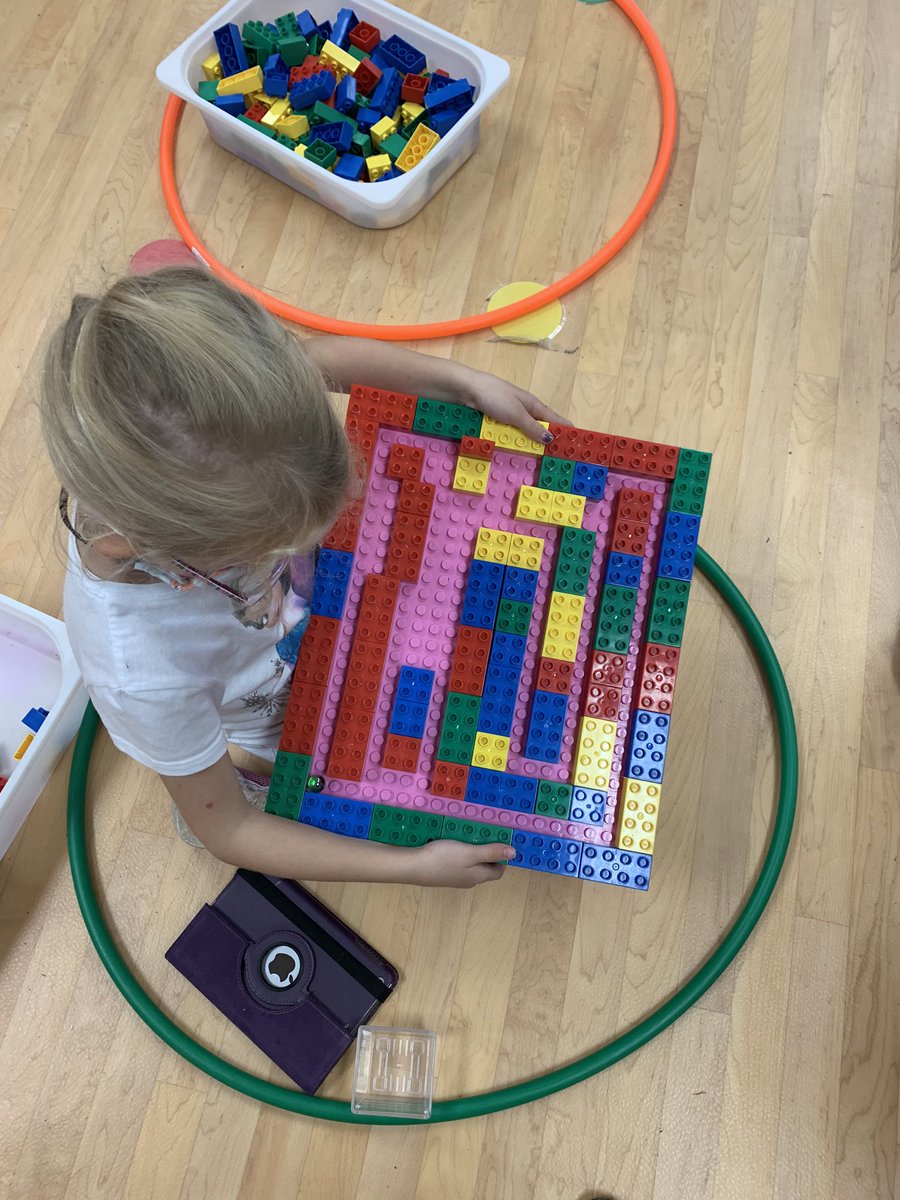 Kindergarten Room 14 tweet media