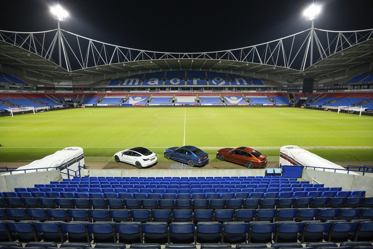 🏟 😁 How amazing did the stadium look under the lights on yesterday’s episode of <a href="/BBC_TopGear/">Top Gear</a>? If you didn’t get chance to watch, you can still view the show on BBC iPlayer. 🚘 #TopGear #BWFC