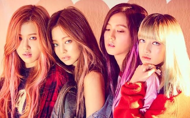 duelpop's tweet photo. 05.10.20 | #TopFem |  iTunes 🌎 

1. LOVESICK GIRLS, [=] [x4] [4d]
— #Blackpink   

2. MIDNIGHT SKY, [=] [5d]
— #MileyCyrus 

3. LET’S LOVE, [=] [4d]
— #Sia, #DavidGuetta

4. WAP, [=] [2d]
— #CardiB, #MeganTheeStallion   

5. KINGS &amp; QUEENS, [+] [2d]
— #AvaMax https://t.co/oENzaYlijH