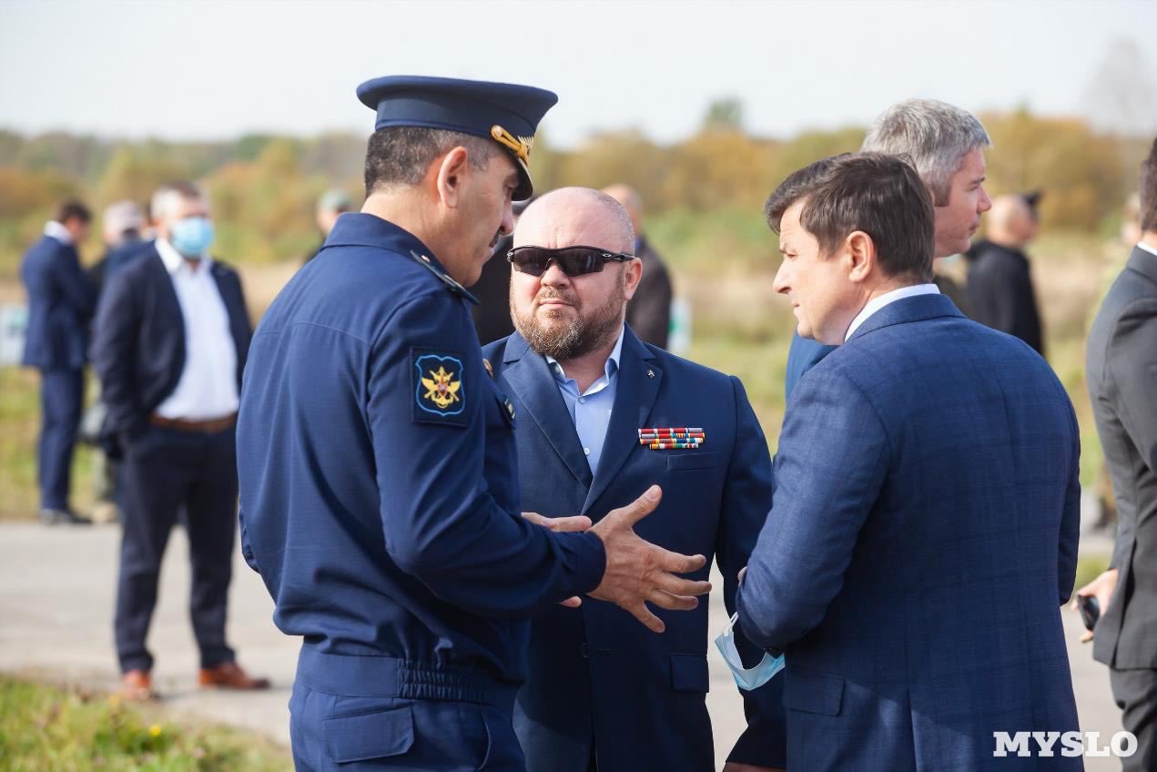 Rob Lee On Twitter Yevkurov With Andrey Savitsky The Commander Of SSO rob-lee-on-twitter-yevkurov-with-andrey-savitsky-the-commander-of-sso