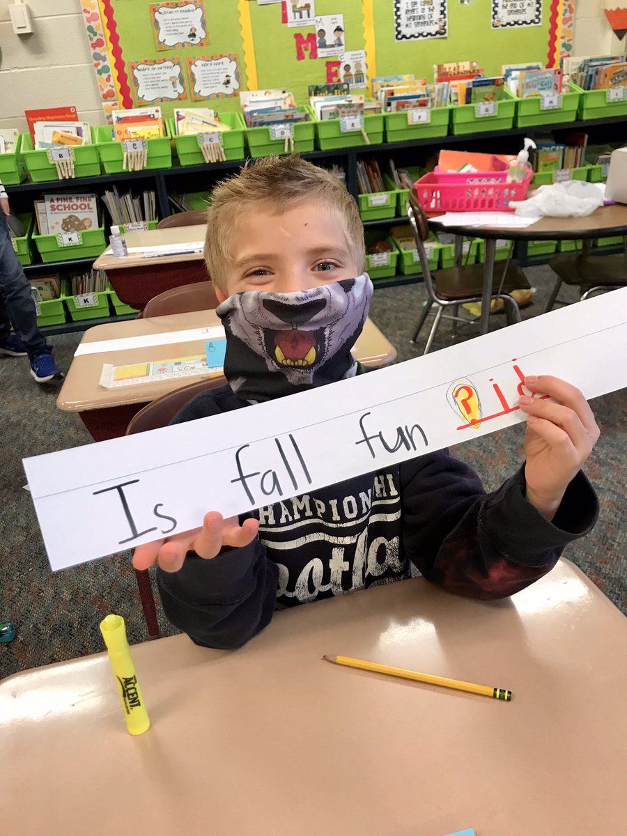 MrsMartinSmiles's tweet photo. We can use correct punctuation at the end of our sentences! #WritingWorkshop #PunctuationPower #MakeLearningFun 📝📝📝 @EldaPrincipal https://t.co/E8Phi2AlW2