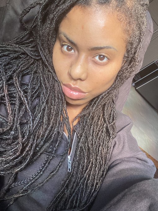 2 pic. now taking fwb applications https://t.co/JTSJJS2RXI<a href="/tag/dereksavage"class="tags"><span>#dereksavage</span></a>