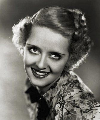  #BetteDavis  #QuotesPENSAMIENTOS Y REFLEXIONES DE BETTE DAVIS. “In this business, until you're known as a monster, you're not a star”.“The key to life is accepting challenges. Once someone stops doing this, he's dead.”“I survived because I was tougher than anybody else.”