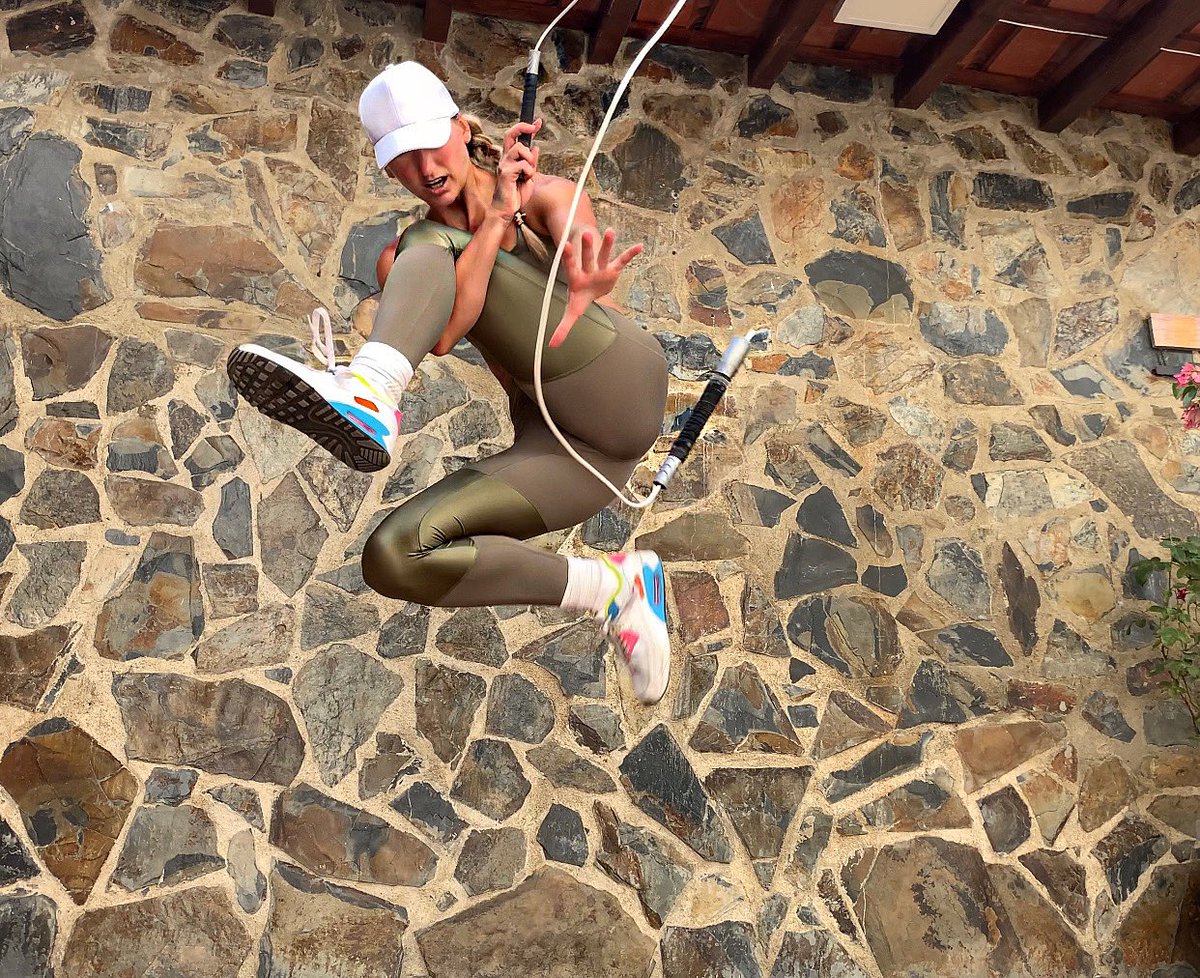 HelenPetrovna's tweet image. #lowskilled #stexinside #starlightexpress #legallyblondethemusical