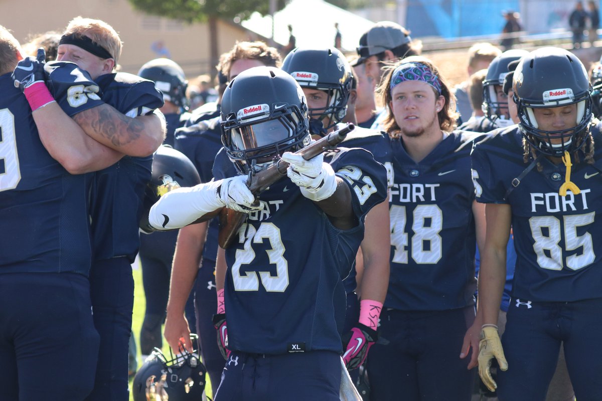 🦅 On This Day 🦅

2019- Though it may feel like FOREVER ago, on this day last fall the @TheFortFootball team beat Adams State, 28-9, in the 54th annual Musket Game! The FLC defense held ASU to 201 total yards of offense, junior QB Erik Ornduff tossed 3 TDs to help lead the way.
