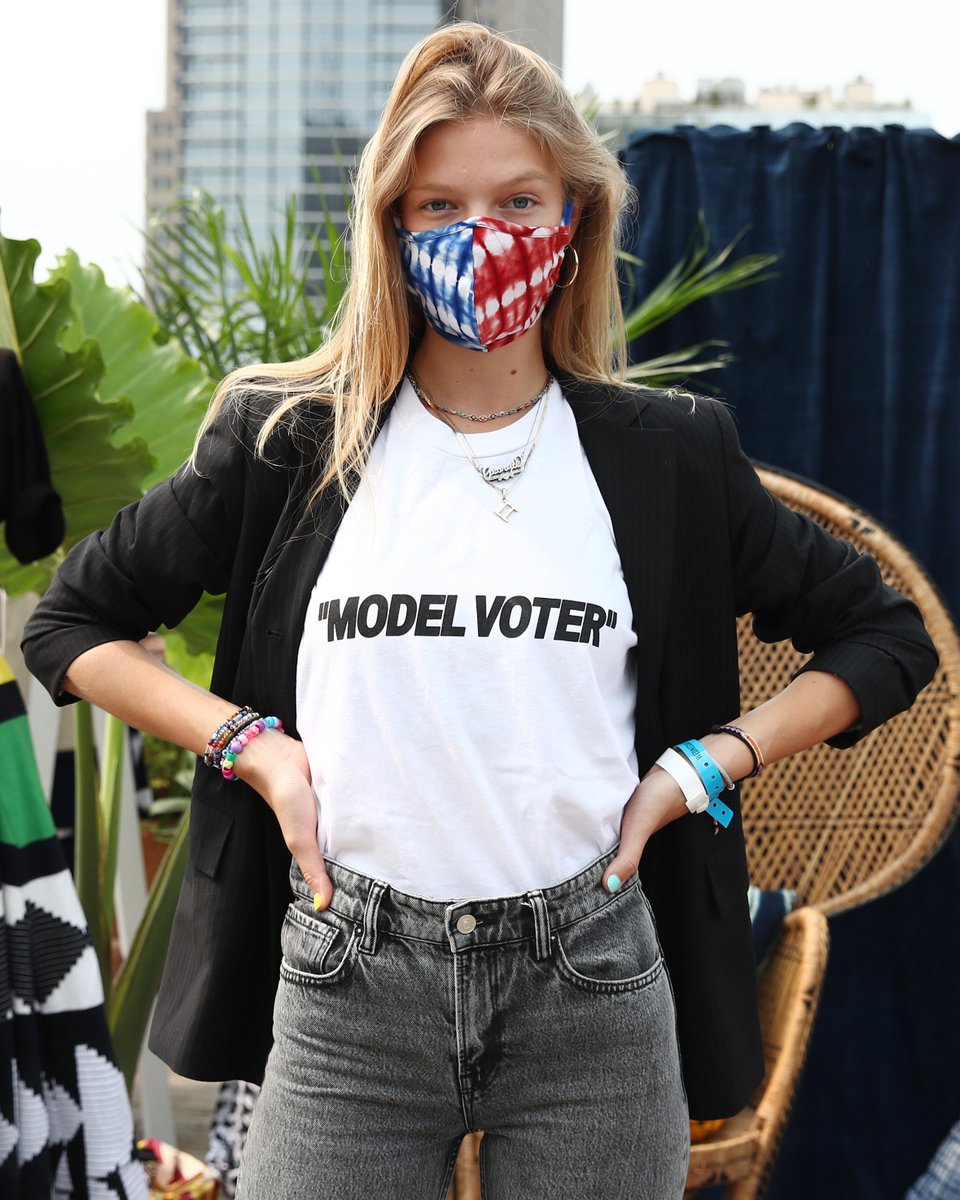 NYFW tweet media