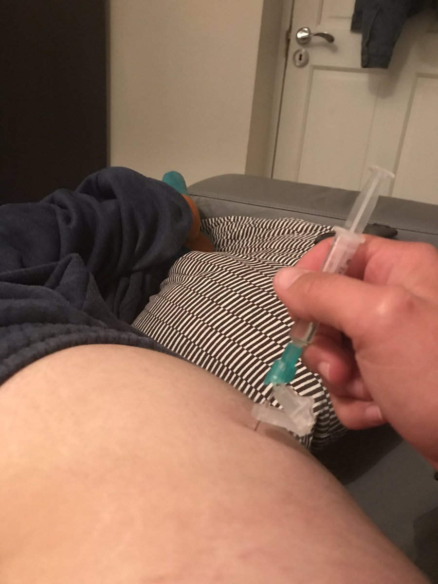 Because it’s an intramuscular injection, I go in at a 90 degree angle in order for it to hit the muscle. (Next tweet will also display needle/skin penetration)