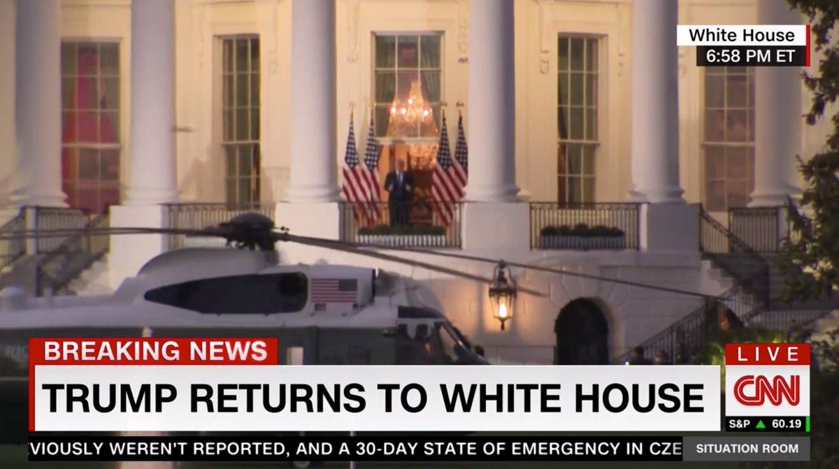 wsteaks's tweet image. Trump — infected with COVID-19 — takes off his mask and enters the White House with others clearly standing nearby