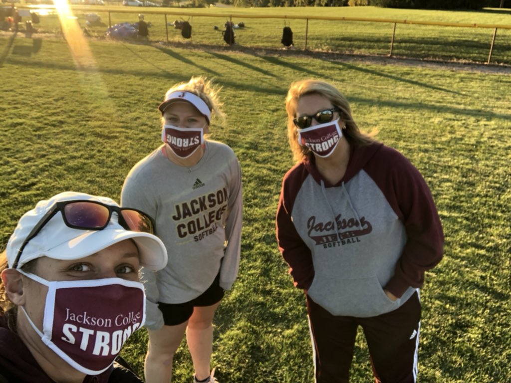 JCJets_Softball's tweet photo. Great day to be a Jet! https://t.co/SxJcc5u0qz