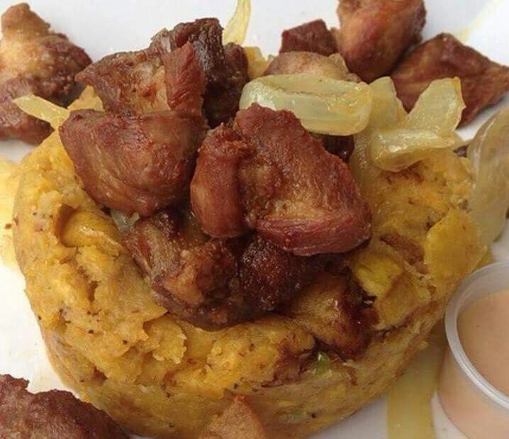 Now what if... you have a green plátano, you chop it, fry it, then smash it all up with garlic some salt a little bit of chicharrones, some onions, some love... well now you got yourself the national dish of Puerto Rico: MOFONGO!