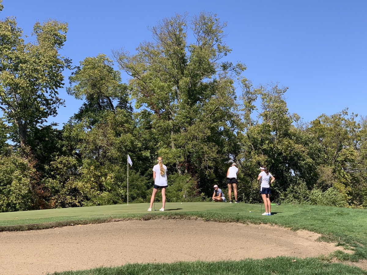 HannaRobinett's tweet photo. Today marked the end of my Sunflower League career. I finished second overall in league with 76-76-86. Tomahawk played brutal today with challenging pin placements. After a 12 on #6 a par 3 I finished the round 2 over on the last 12 holes. #thefirstofmanylasts @smegirlsgolf https://t.co/Mcm4b4tLIK