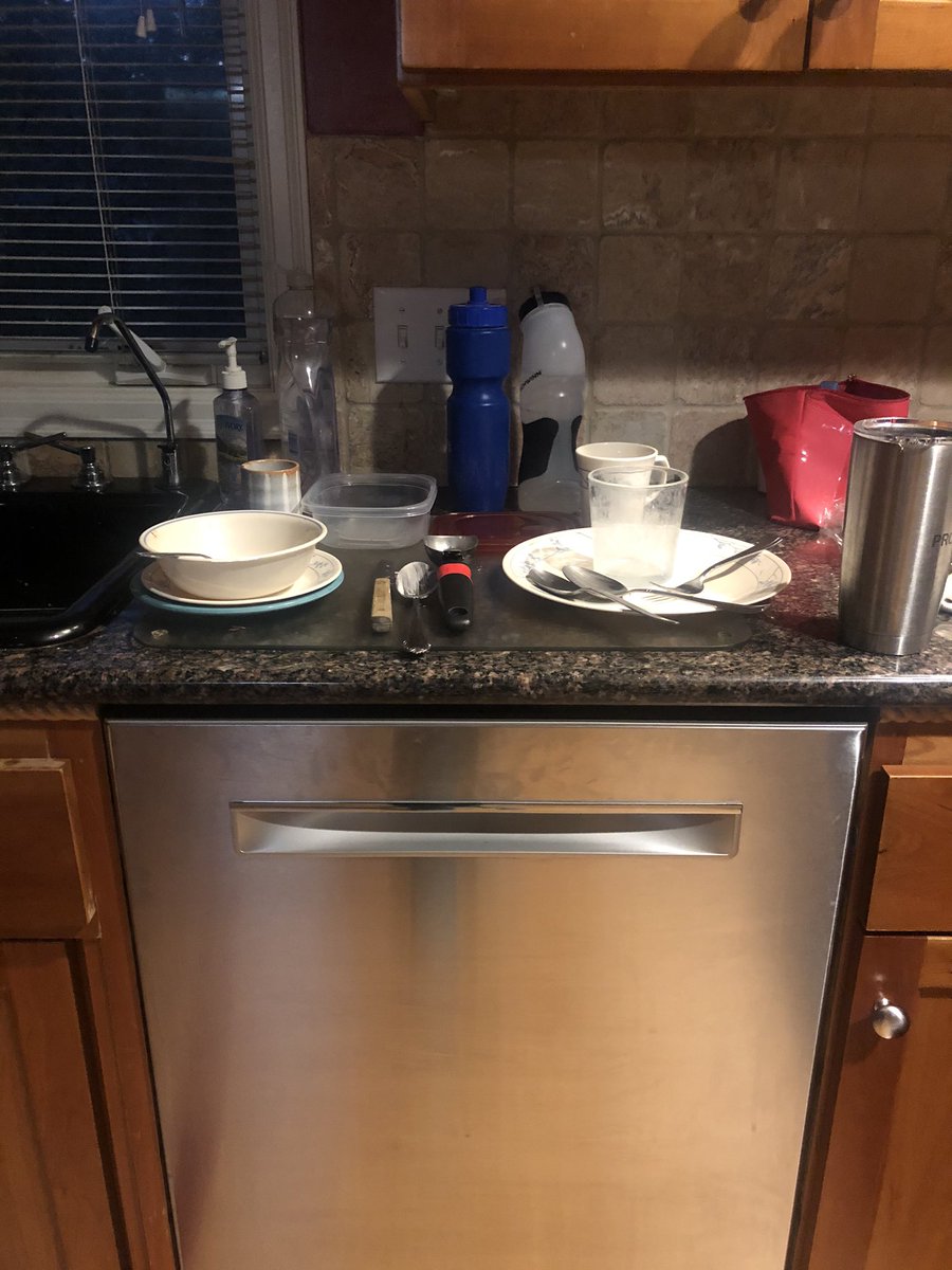 Michelle Rheault tweet media