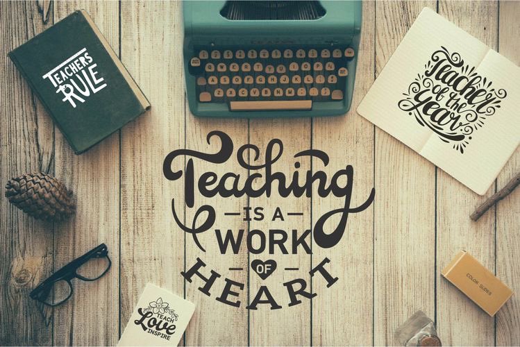 STC_Walkerton's tweet photo. Wishing all teachers a wonderful “World Teacher’s Day”! Say thank you to a teacher. #STCShines #worldteachersday https://t.co/jG3ulnBPj4