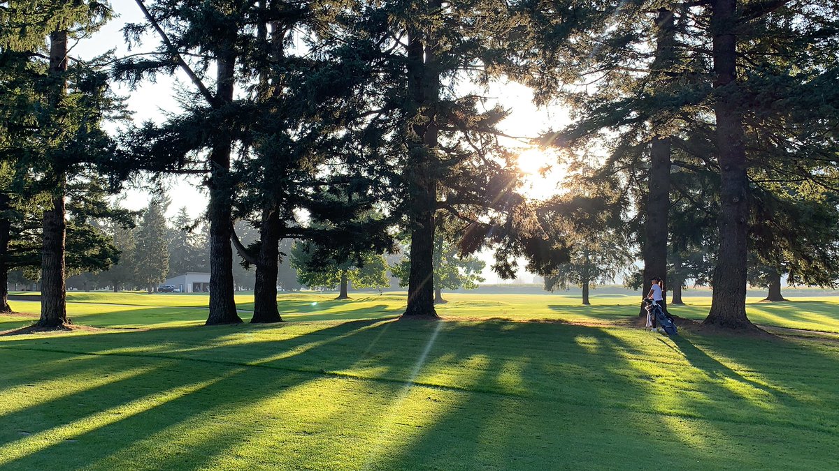 CodyStewart95's tweet photo. Getting right back to work this afternoon @ChilliwackGolf.

Looking forward to event 3 of the BC Rivalry Series @SandpiperGC Oct. 14 https://t.co/N8JzWx8GvY