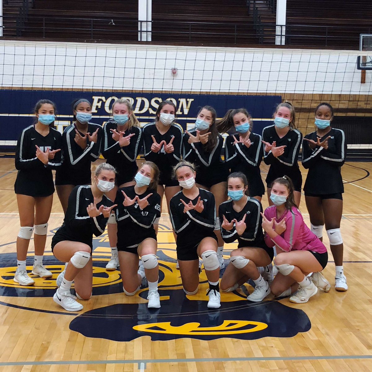 Another win from all three levels against Fordson!! GO CATS 🏐🐾