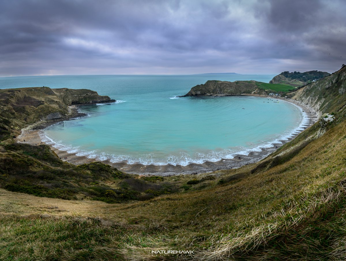 One of Dorset's jewels...#LulworthCove 
If you have visited here, what did you think?