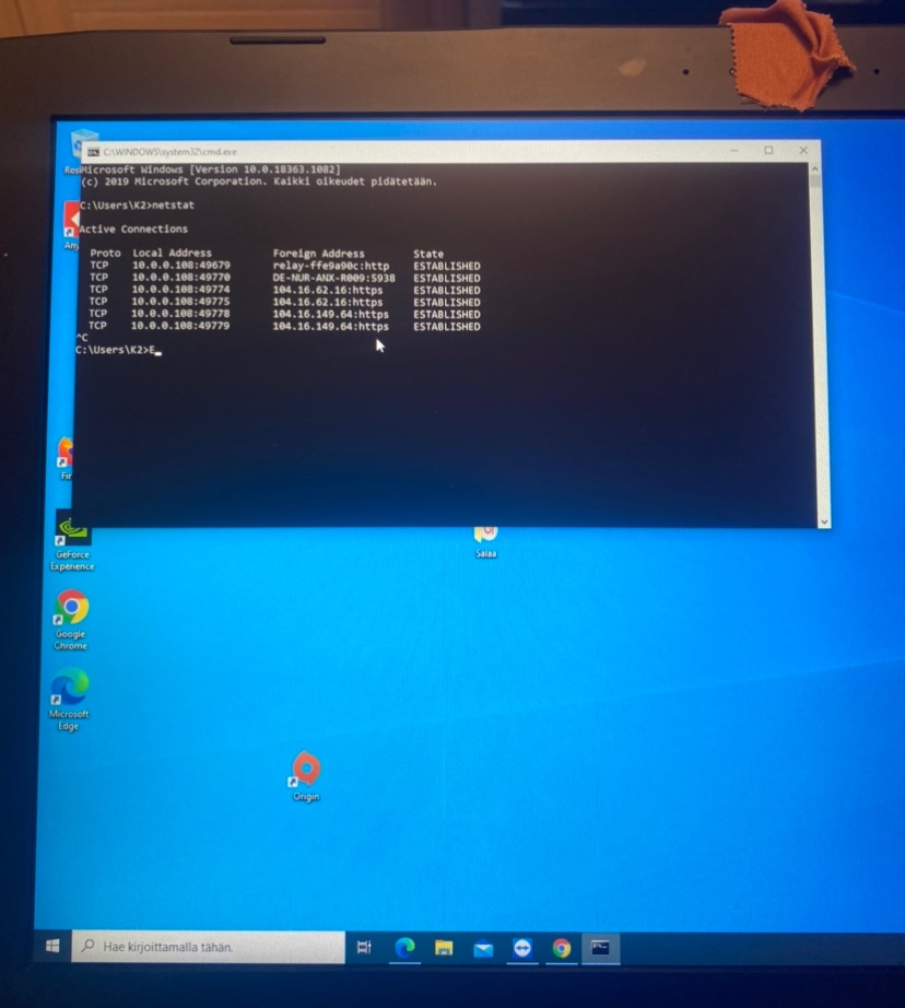 On se hyvä, että rikollisten täsmällisyyteen voi luottaa! Käytin nyt 50 minuuttia, mutta lopetin, koska alkoi video yms tulla täyteen. Jatkamme illalla ”Android” puhelimeni kanssa klo 20. Kuvassa ”tuen” todisteet, että hakkerit ovat koneellani ... jatkuu ...
