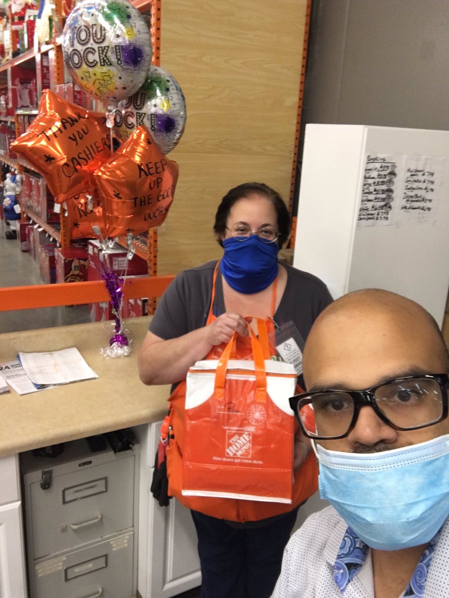 CalderObed's tweet photo. Thank you to all cashiers. CAM appreciation kickoff with wonderful cashiers at 0953 @babb_steve @giantsmonkey @EdwardFynn09 @dor7ioan https://t.co/IQQ3yg79c7