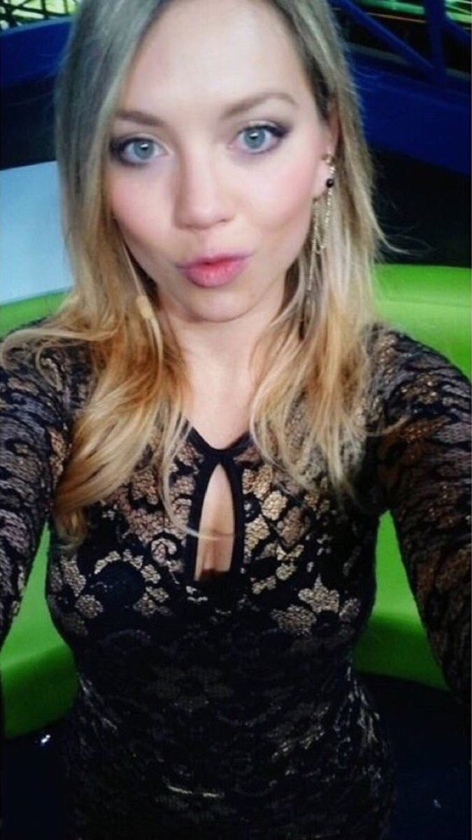 katadordeqlos69's tweet photo. Este #HiloDeTrayecoria o #ElBook está dedicado a la bella @ChristellePatt
Es originaria de la Ciudad de México. Es modelo, conductora, actriz y youtuber https://t.co/rXDtsj1eNh