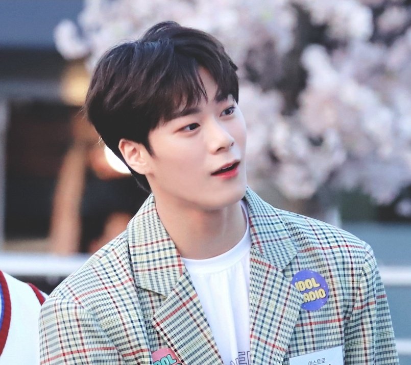 justmoonbin98's tweet photo. Sayang,aku libur ngebucin dulu ya. 
Aku mau bela negaraku tercinta. Jangan lupa bahagia hari ini buat kamu pemilik senyum paling manis♡ 
DPR GAGAL
#GagalkanOmnibusLaw
DPR RI GAGAL
#JegalSampaiGagal
DPR RI PEMBOHONG
#JEGALSAMPAIBATAL https://t.co/oXR4J00KYT
