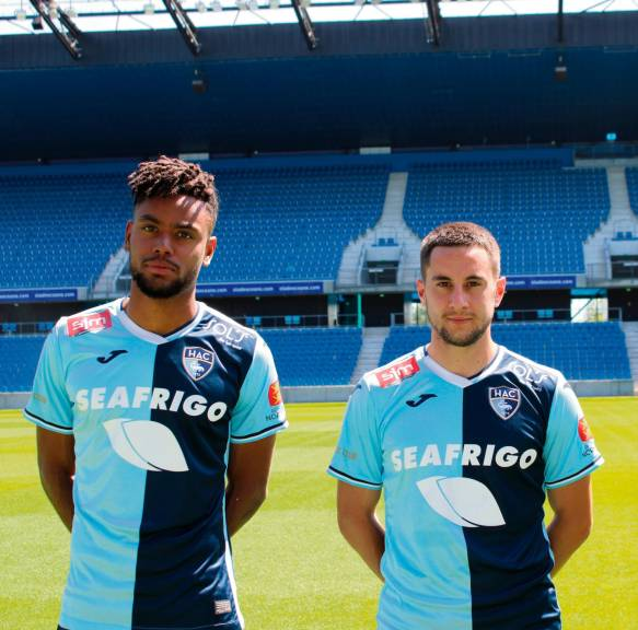 hacnews1872's tweet photo. ✅ BILAN MERCATO : Les arrivées

En photo, les 5 recrues Havraises de ce mercato estival. 
Q. Cornette
N. Mebemba
P. Gibaud
N. Alioui
K. Boutaïb

#HAC #TeamHAC #HACTU https://t.co/y1TI3zwyhR